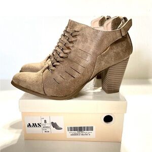 AMS Addison-2 Mocha Ankle Booties Vegan Leather Almond Toe 2.5” Stacked Heel 8